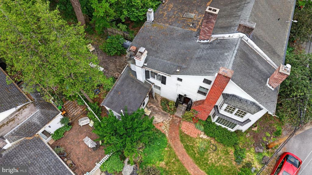 Image 49 of property listing at 5019 WETHEREDSVILLE RD, Baltimore, MD 21207