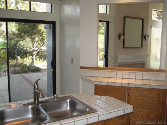 6448 Caminito Listo, San Diego, CA 92111