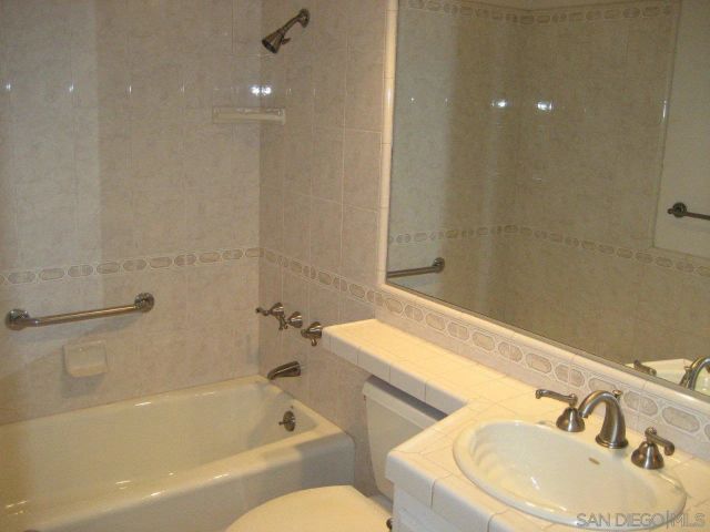 6448 Caminito Listo, San Diego, CA 92111