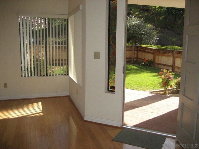 6448 Caminito Listo, San Diego, CA 92111