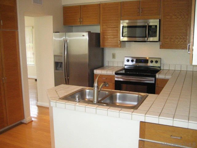 6448 Caminito Listo, San Diego, CA 92111