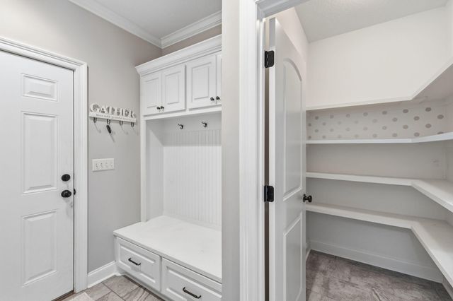 19 W Augusta Ct., Hattiesburg, MS 39402