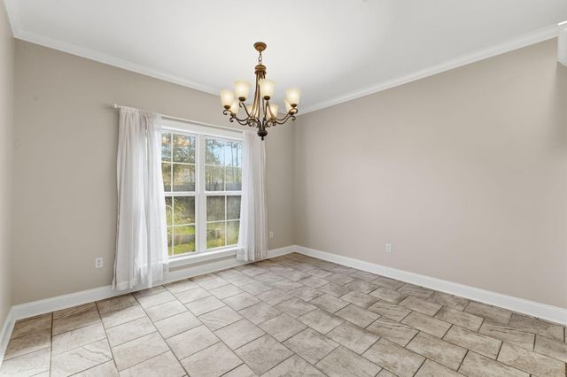 19 W Augusta Ct., Hattiesburg, MS 39402