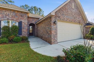 19 W Augusta Ct., Hattiesburg, MS 39402