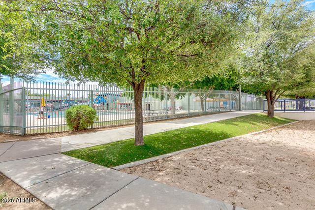 2145 E CENTER Lane 2, Tempe, AZ 85281