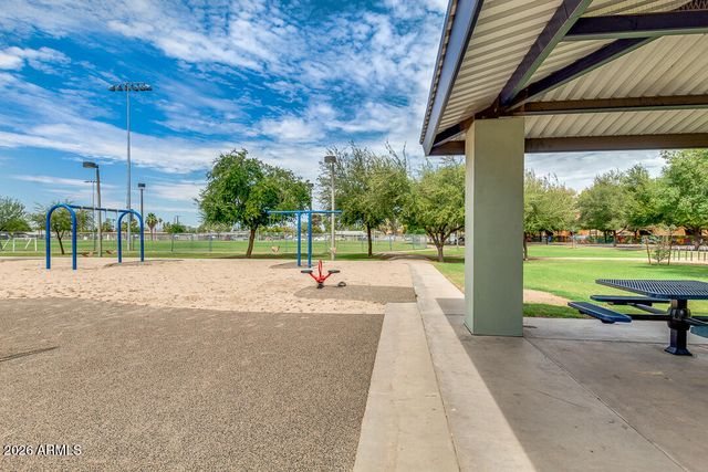 2145 E CENTER Lane 2, Tempe, AZ 85281