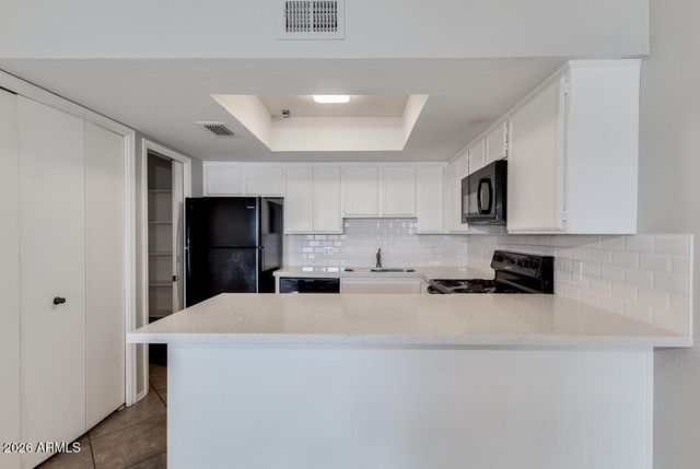 2145 E CENTER Lane 2, Tempe, AZ 85281