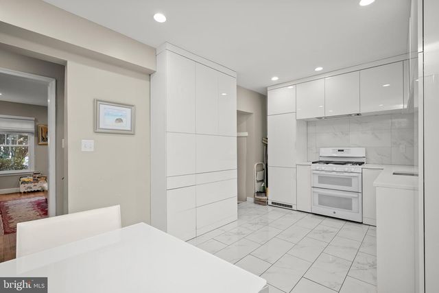 1906 37TH ST NW, Washington, DC 20007