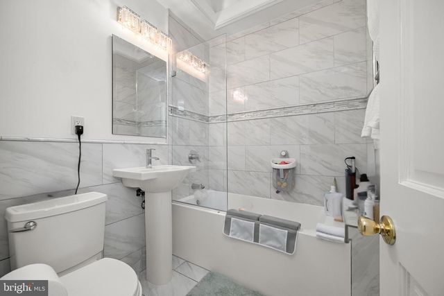 1906 37TH ST NW, Washington, DC 20007