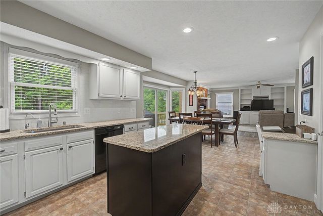 3806 Greenmeadow Ranch Court, Bellbrook, OH 45305