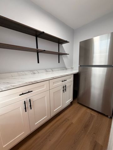 195 Green St. 3, Cambridge, MA 02139