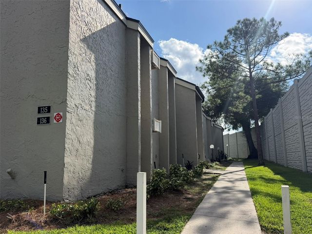 136 SPRINGWOOD CIRCLE A, Longwood, FL 32750