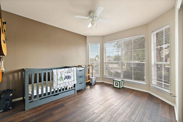602 Creston ST, Hutto, TX 78634