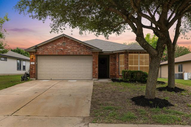 602 Creston ST, Hutto, TX 78634