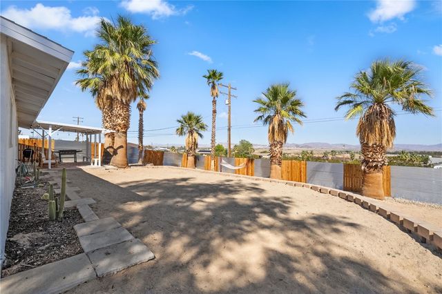 73904 Playa Vista Drive, 29 Palms, CA 92277