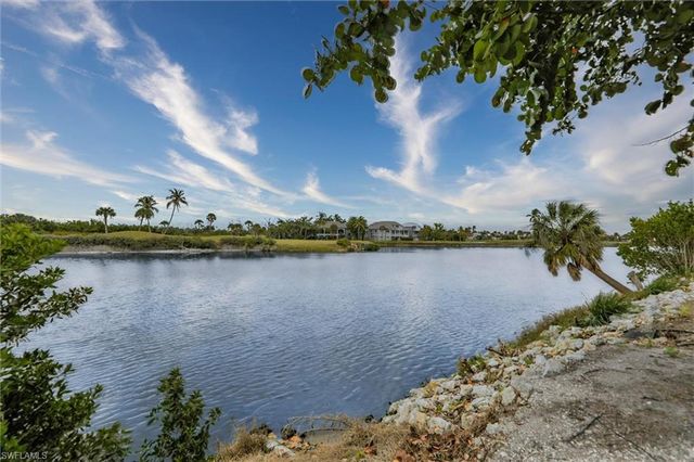 1331 Par View DR, Sanibel, FL 33957