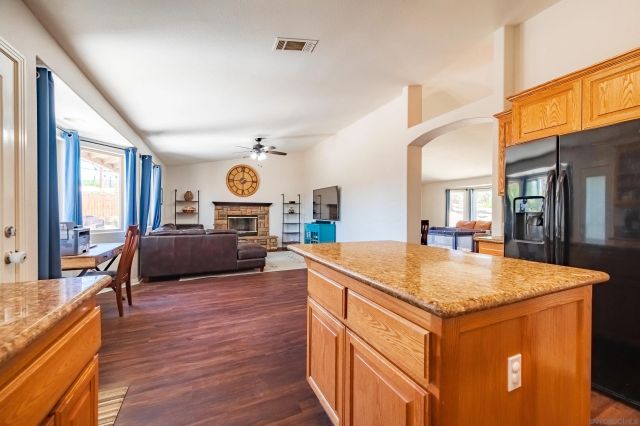 8361 Amador Avenue, Yucca Valley, CA 92284