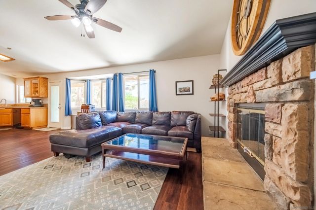 8361 Amador Avenue, Yucca Valley, CA 92284