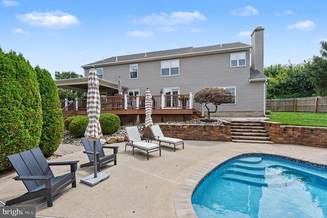 4034 LUKE DR, Doylestown, PA 18902
