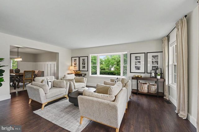4034 LUKE DR, Doylestown, PA 18902