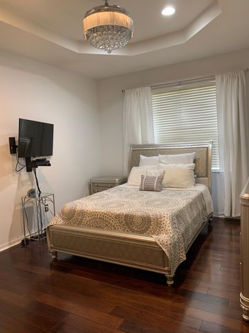 2146 Man Of War, West Palm Beach, FL 33411