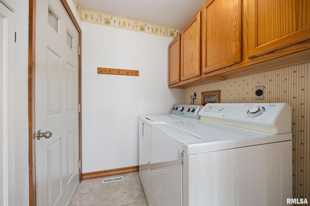 104 ARROWHEAD Court, East Peoria, IL 61611