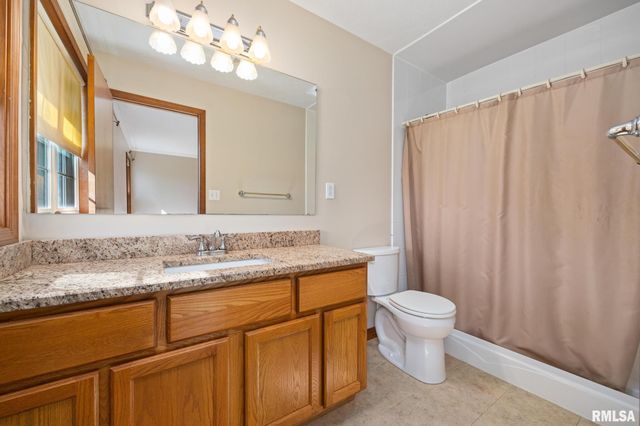 104 ARROWHEAD Court, East Peoria, IL 61611