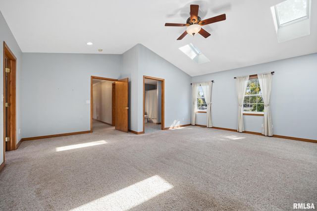 104 ARROWHEAD Court, East Peoria, IL 61611