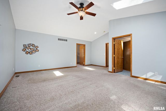 104 ARROWHEAD Court, East Peoria, IL 61611