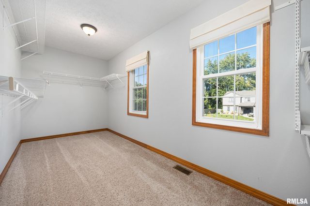104 ARROWHEAD Court, East Peoria, IL 61611