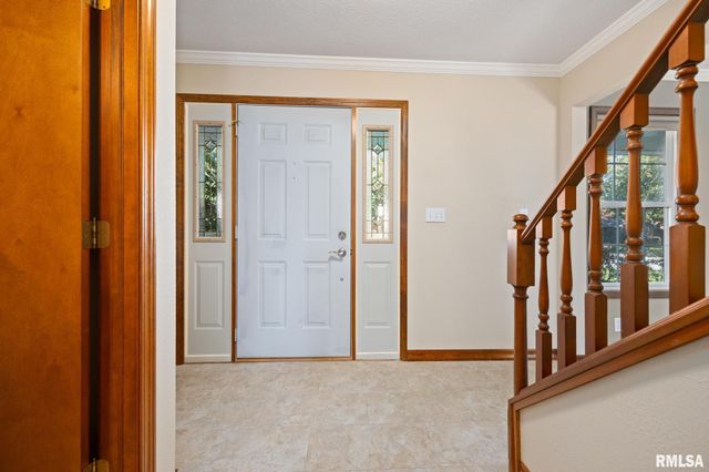 104 ARROWHEAD Court, East Peoria, IL 61611