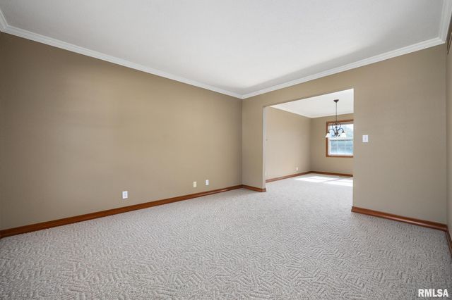 104 ARROWHEAD Court, East Peoria, IL 61611