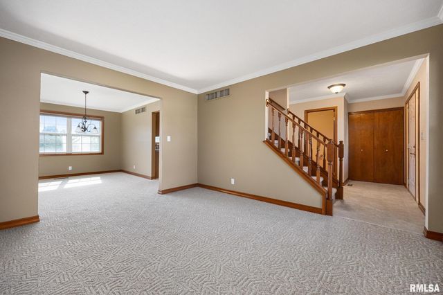 104 ARROWHEAD Court, East Peoria, IL 61611