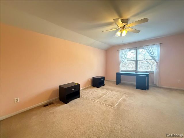 11 Oxford Court, Dearborn, MI 48124