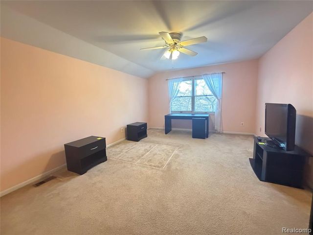 11 Oxford Court, Dearborn, MI 48124