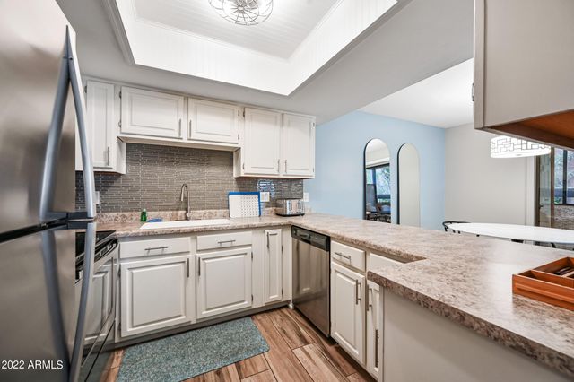 2959 N 68TH Place 102, Scottsdale, AZ 85251