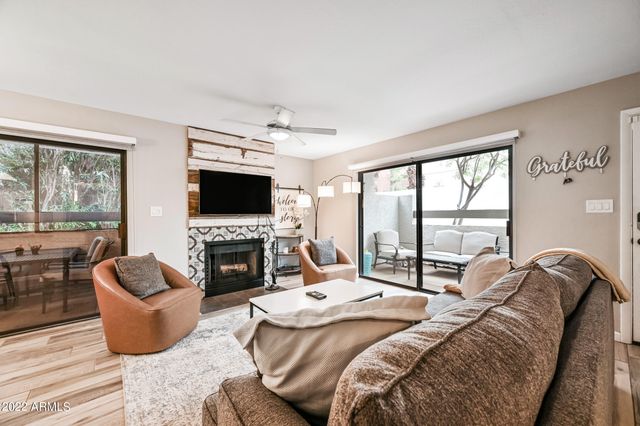 2959 N 68TH Place 102, Scottsdale, AZ 85251