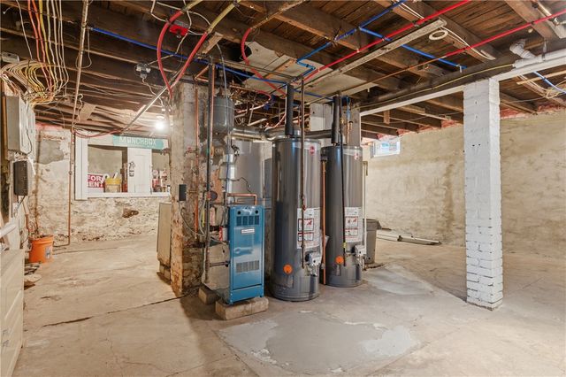 35 Gifford Street, Providence, RI 02909