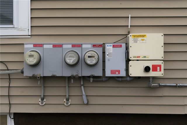 35 Gifford Street, Providence, RI 02909