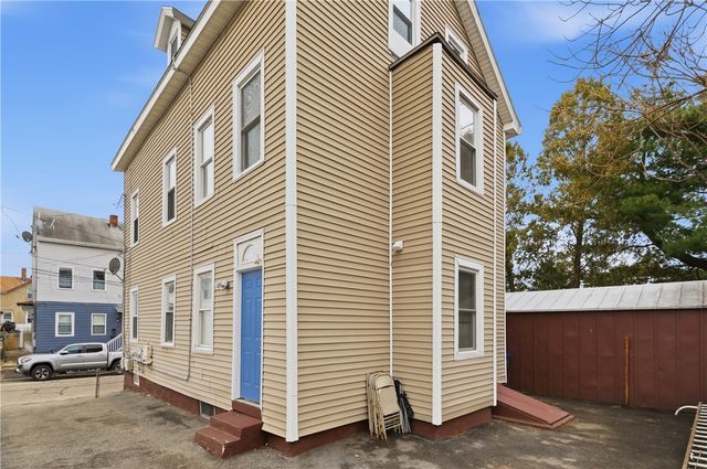 35 Gifford Street, Providence, RI 02909