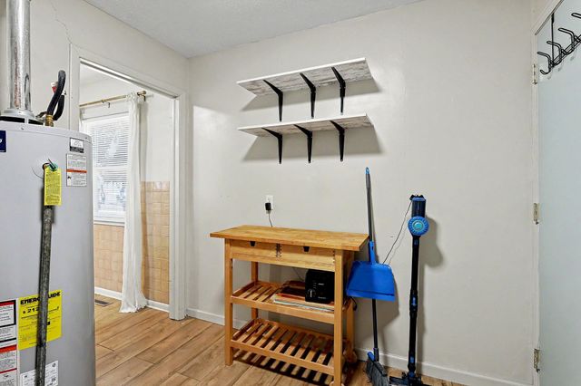 1315 E Ashford drive, Park City, KS 67219