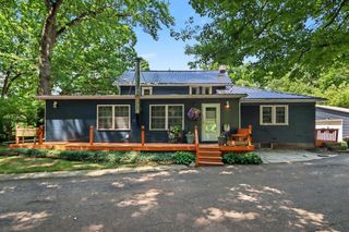 24254 80th Avenue, Lawton, MI 49065