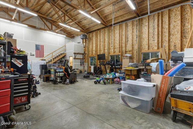 172 Wyatt LN, Spirit Lake, ID 83869