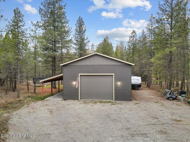 172 Wyatt LN, Spirit Lake, ID 83869