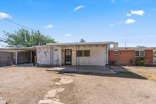 5201 E 23rd Street, Tucson, AZ 85711