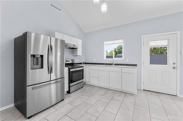 1421 N 21st Street, Mcallen, TX 78501