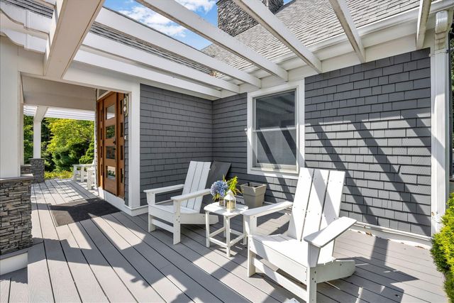 15 Periwinkle Lane, Mashpee, MA 02649