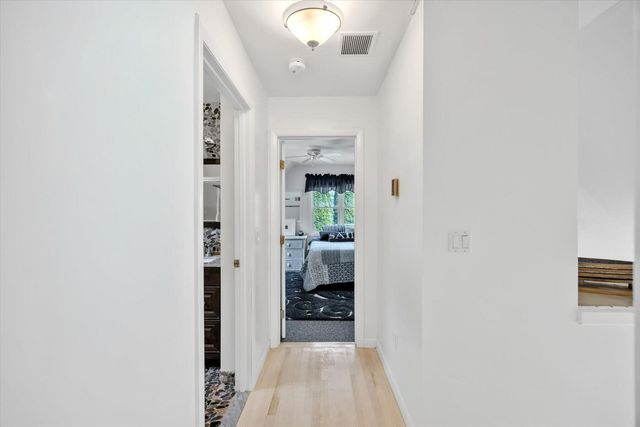 15 Periwinkle Lane, Mashpee, MA 02649