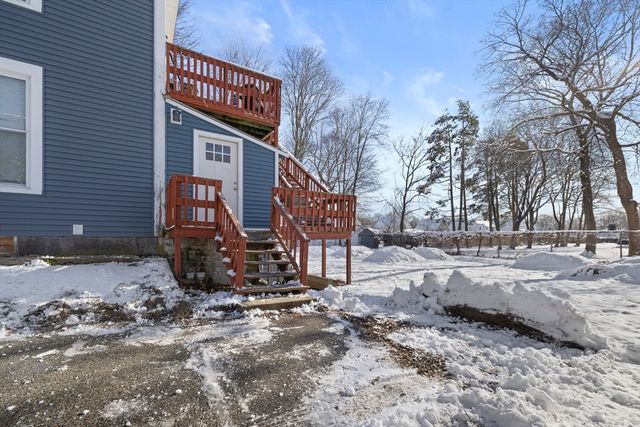 275 Market St B, Rockland, MA 02370