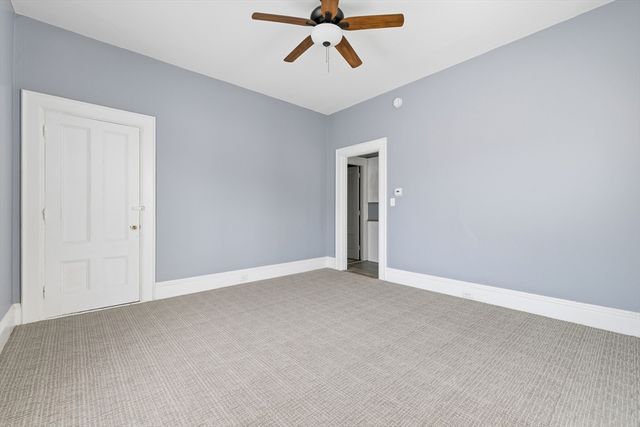 275 Market St B, Rockland, MA 02370